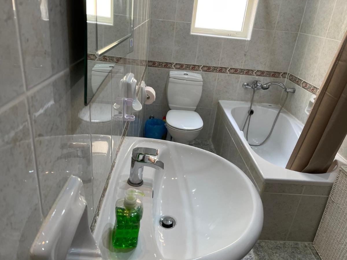 Sunrise Apt Near Beach Smarttv & Netflix Birżebbuġa Exterior foto